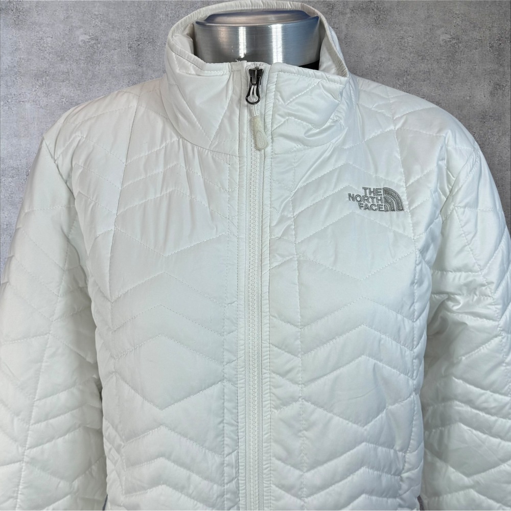The North Face Women's‎ Quilted Full Zip Jacket White Winter Coat Size XL - Picture 2 of 13